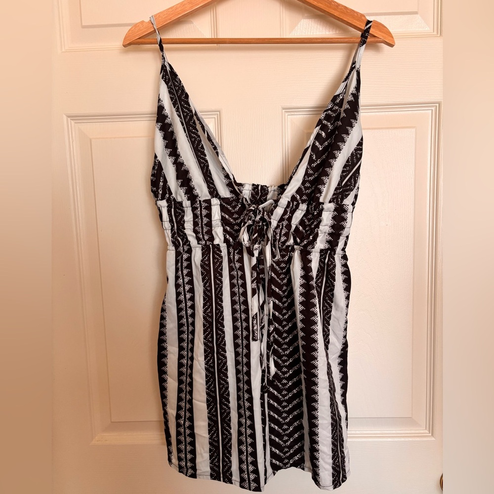 Emery Rose Black and White Patterned Skirt